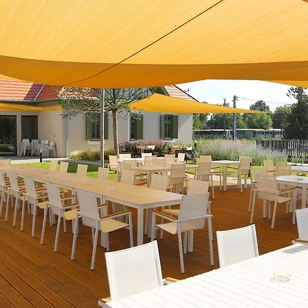 Отель Fenyves Yacht Club Superior 3*