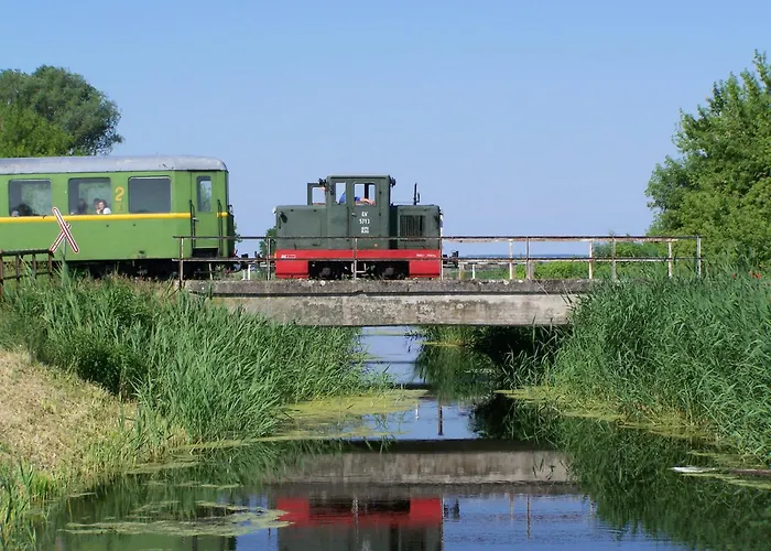 Fenyves Yacht Club Superior Hotel